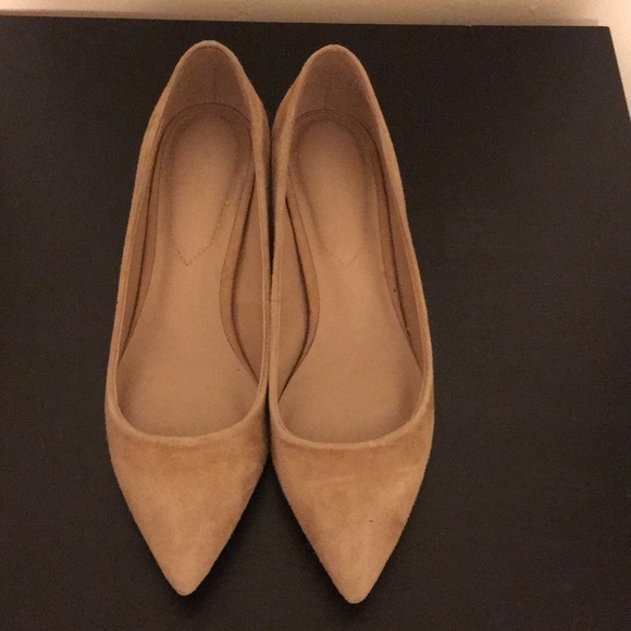 Aldo Shoes - Aldo Block Heel Pointy shoe - size 7.5